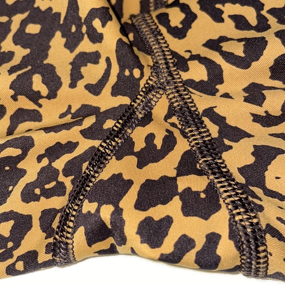 Stella&Dot top of the line animal print leggings. Copper and dark brown. - Picture 5 of 7